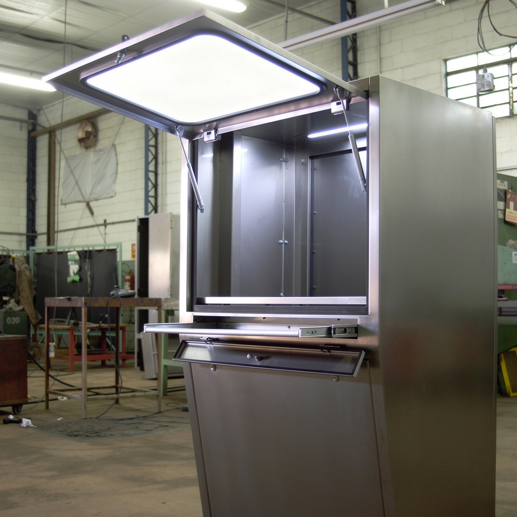 Mesa de supervisão em aço inox